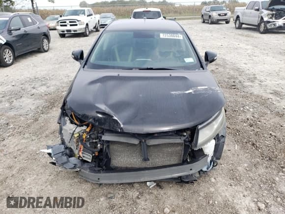 ✅ 2011 Chevrolet Volt • VIN: 1G1RC6E4XBU099296 • Lot: 72538044. Wystawiony na Copart z przebiegiem Nie podano. Bezpłatny archiwum sprzedaży aukcyjnych z USA i szczegółowy raport historii pojazdu na DreamBid. Zdjęcie 5.