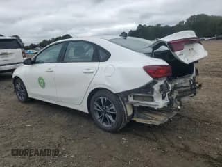 ✅ 2024 Kia Forte LXS • VIN: 3KPF24AD2RE702547 • Lot: 82651115. Wystawiony na Copart z przebiegiem 29 358 mil. Bezpłatny archiwum sprzedaży aukcyjnych z USA i szczegółowy raport historii pojazdu na DreamBid. Zdjęcie 2.