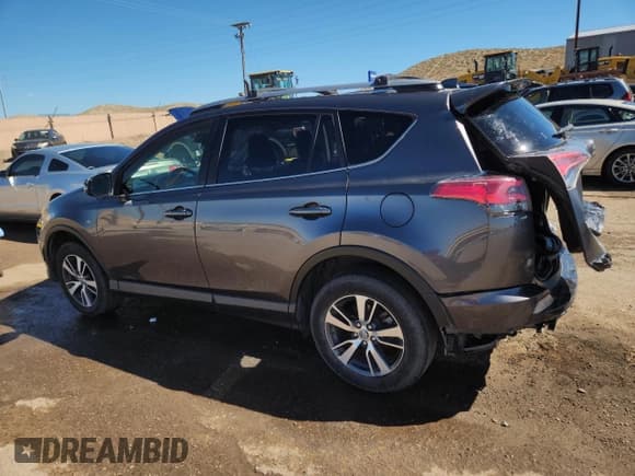 ✅ 2018 Toyota RAV4 XLE • VIN: JTMRFREV2JJ209279 • Lot: 84954225. Wystawiony na Copart z przebiegiem 99 463 mil. Bezpłatny archiwum sprzedaży aukcyjnych z USA i szczegółowy raport historii pojazdu na DreamBid. Zdjęcie 2.
