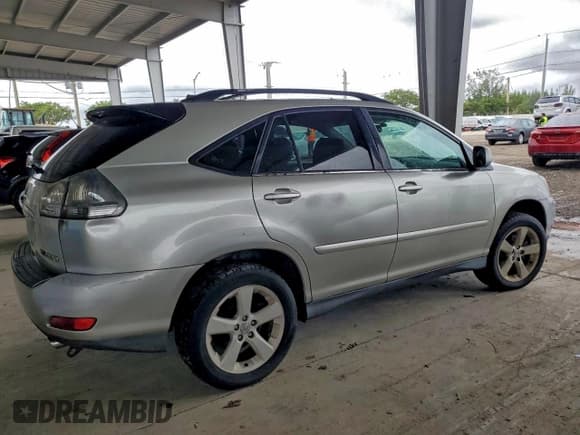 ✅ 2004 Lexus RX 330 • VIN: 2T2GA31U14C013040 • Lot: 96286615. Listed on Copart with 128,039 mi. Free auction sales archive from the USA and detailed vehicle history report at DreamBid. Image 3.