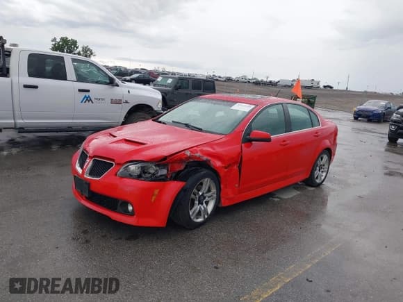 ✅ 2008 Pontiac G8 • VIN: 6G2ER57748L149508 • Lot: 42573195. Listed on IAAI with 188,691 mi. Free auction sales archive from the USA and detailed vehicle history report at DreamBid. Image 2.