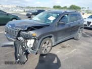 ✅ 2019 Jeep Cherokee Limited • VIN: 1C4PJLDB7KD479425 • Lot: 43591556. Listed on IAAI with 98,041 mi. Free auction sales archive from the USA and detailed vehicle history report at DreamBid. Image 2.