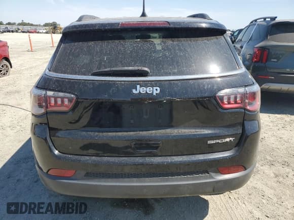 ✅ 2021 Jeep Compass Sport • VIN: 3C4NJCAB8MT545909 • Lot: 59778355. Wystawiony na Copart z przebiegiem 71 029 mil. Bezpłatny archiwum sprzedaży aukcyjnych z USA i szczegółowy raport historii pojazdu na DreamBid. Zdjęcie 6.