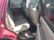 ✅ 2004 GMC Yukon SLT • VIN: 1GKEC13Z04R236425 • Lot: 42487534. Wystawiony na IAAI z przebiegiem 285 094 mil. Bezpłatny archiwum sprzedaży aukcyjnych z USA i szczegółowy raport historii pojazdu na DreamBid. Zdjęcie 8.