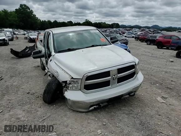 ✅ 2019 Ram 1500 Tradesman • VIN: 1C6RR7FT0KS655586 • Lot: 67645605. Wystawiony na Copart z przebiegiem 90 613 mil. Bezpłatny archiwum sprzedaży aukcyjnych z USA i szczegółowy raport historii pojazdu na DreamBid. Zdjęcie 13.