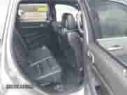 2018 Jeep Grand Cherokee Sterling z VIN 1C4RJFBG3JC138410, wystawiony jako IAAI lot #43242404 z przebiegiem 119 655 mil mil oraz . Historia ofert i sprzedaży dostępna na DreamBid. Obrazek 8.