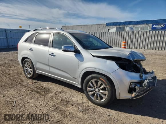 ✅ 2013 Kia Sorento SX • VIN: 5XYKWDA28DG369672 • Lot: 92301185. Listed on Copart with 118,053 mi. Free auction sales archive from the USA and detailed vehicle history report at DreamBid. Image 4.