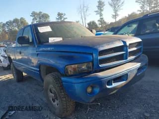 ✅ 2001 Dodge 1500 • VIN: 3B7HF13YX1G208960 • Лот: 43457929. Опубликован ранее на IAAI с пробегом Не указан. Бесплатный доступ к архиву аукционных продаж из США и подробный отчёт об истории автомобиля на DreamBid. Изображение 1.