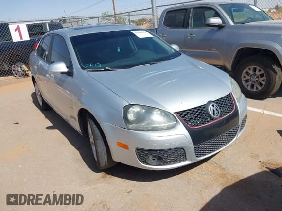 ✅ 2010 Volkswagen Jetta Limited Edition • VIN: 3VWRZ7AJ3AM164562 • Lot: 42498815. Listed on IAAI with 202,324 mi. Free auction sales archive from the USA and detailed vehicle history report at DreamBid. Image 1.