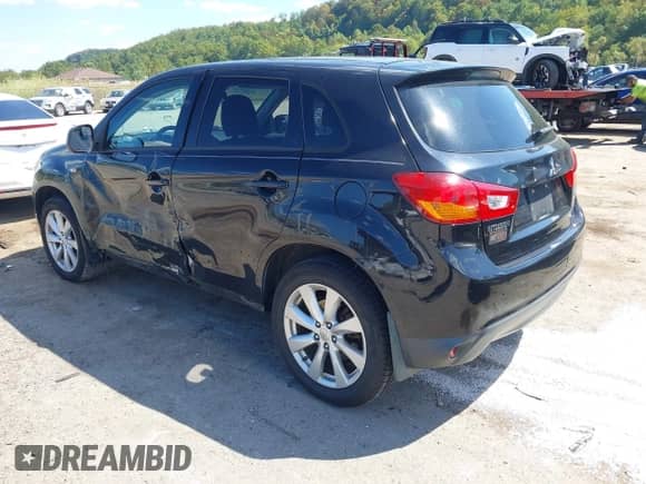 2015 Mitsubishi Outlander ES with VIN 4A4AP3AU6FE010443, listed as a IAAI auction lot 43188413 with 148,484 mi miles and . Bid and sale history available at DreamBid. Image 3.