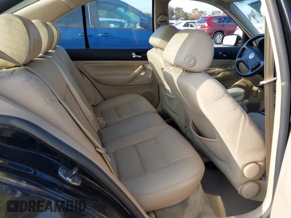 ✅ 2003 Volkswagen Jetta GLS • VIN: 3VWSK69M53M020349 • Лот: 42386127. Опубликован ранее на IAAI с пробегом 116 952 миль. Бесплатный доступ к архиву аукционных продаж из США и подробный отчёт об истории автомобиля на DreamBid. Изображение 8.