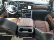 ✅ 2023 GMC Sierra 1500 Denali Ultimate • VIN: 1GTUUHEL6PZ239985 • Лот: 71516055. Опубликован ранее на Copart с пробегом 28 710 миль. Бесплатный доступ к архиву аукционных продаж из США и подробный отчёт об истории автомобиля на DreamBid. Изображение 8.