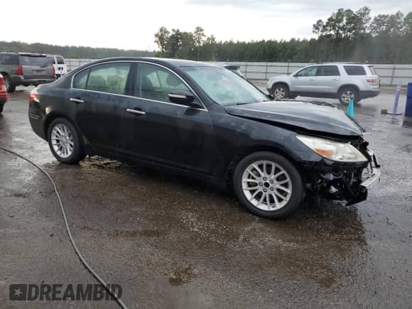 2011 Hyundai Genesis z VIN KMHGC4DE6BU130245, wystawiony jako Copart lot #72458664 z przebiegiem 218 614 mil mil oraz Szkoda całkowita • Salvage title. Historia ofert i sprzedaży dostępna na DreamBid. Obrazek 4.