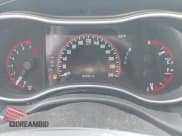 ✅ 2020 Dodge Durango SXT • VIN: 1C4RDHAG4LC141999 • Lot: 43292813. Wystawiony na IAAI z przebiegiem 84 536 mil. Bezpłatny archiwum sprzedaży aukcyjnych z USA i szczegółowy raport historii pojazdu na DreamBid. Zdjęcie 7.