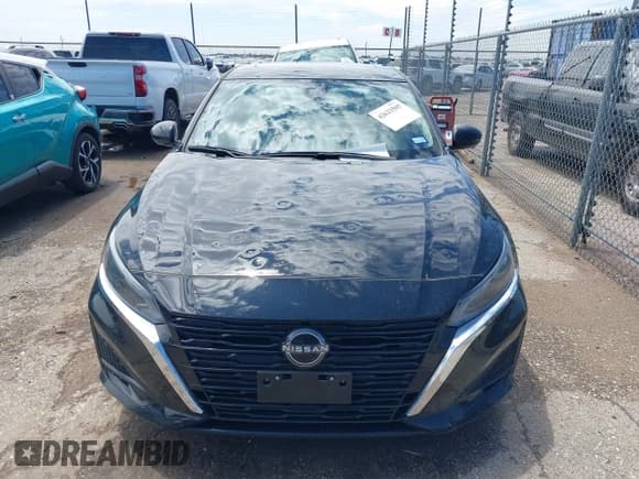 ✅ 2024 Nissan Altima SL • VIN: 1N4BL4EWXRN376540 • Лот: 42623505. Опубликован ранее на IAAI с пробегом 13 690 миль. Бесплатный доступ к архиву аукционных продаж из США и подробный отчёт об истории автомобиля на DreamBid. Изображение 12.