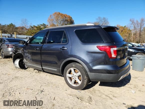 ✅ 2017 Ford Explorer XLT • VIN: 1FM5K8D86HGE20293 • Лот: 92288315. Опубликован ранее на Copart с пробегом 148 594 миль. Бесплатный доступ к архиву аукционных продаж из США и подробный отчёт об истории автомобиля на DreamBid. Изображение 2.