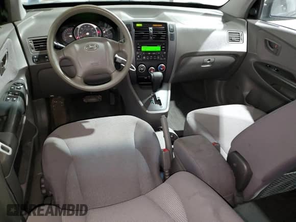 2007 Hyundai Tucson GLS z VIN KM8JM12B27U586678, wystawiony jako Copart lot #76318234 z przebiegiem 135 542 mil mil oraz Szkoda całkowita • Salvage title. Historia ofert i sprzedaży dostępna na DreamBid. Obrazek 8.