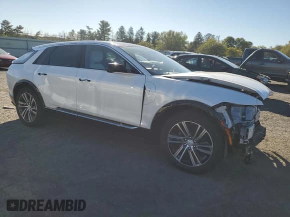 ✅ 2024 Cadillac LYRIQ Luxury • VIN: 1GYKPPRL9RZ117587 • Lot: 82323015. Listed on Copart with 24,464 mi. Free auction sales archive from the USA and detailed vehicle history report at DreamBid. Image 4.