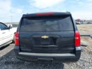 ✅ 2015 Chevrolet Suburban LT • VIN: 1GNSKJKC5FR688637 • Lot: 43232837. Listed on IAAI with 267,129 mi. Free auction sales archive from the USA and detailed vehicle history report at DreamBid. Image 16.