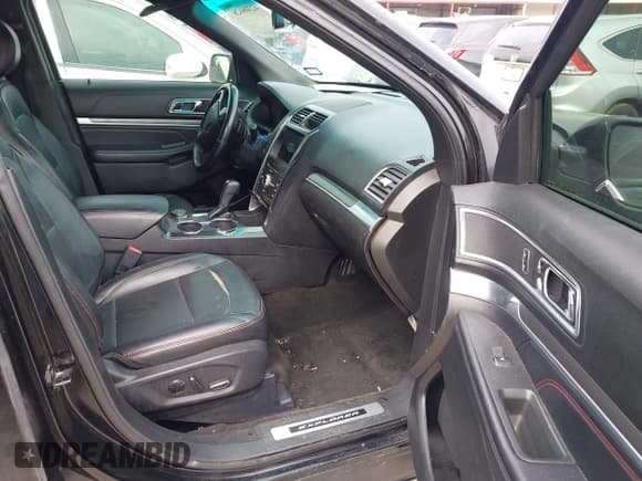 ✅ 2017 Ford Explorer Sport • VIN: 1FM5K8GT2HGA34762 • Lot: 42306626. Listed on IAAI with 118,058 mi. Free auction sales archive from the USA and detailed vehicle history report at DreamBid. Image 5.