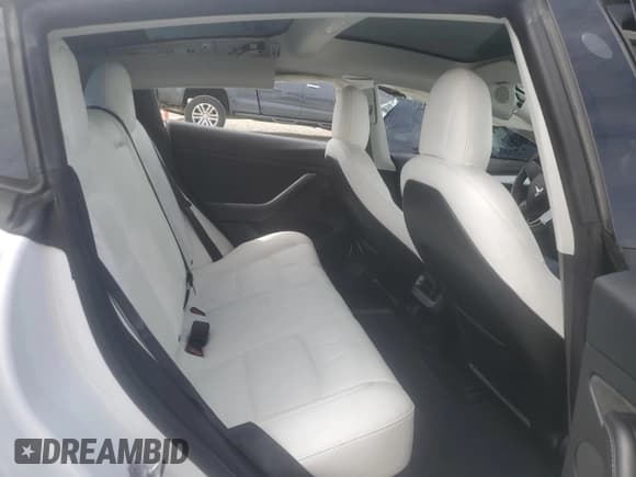 ✅ 2023 Tesla Model 3 Performance • VIN: 5YJ3E1EC2PF382146 • Лот: 81154725. Опубликован ранее на Copart с пробегом 25 566 миль. Бесплатный доступ к архиву аукционных продаж из США и подробный отчёт об истории автомобиля на DreamBid. Изображение 10.