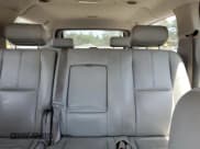 ✅ 2010 Chevrolet Suburban LT • VIN: 1GNUCJE08AR282271 • Lot: 69958304. Wystawiony na Copart z przebiegiem 252 836 mil. Bezpłatny archiwum sprzedaży aukcyjnych z USA i szczegółowy raport historii pojazdu na DreamBid. Zdjęcie 10.