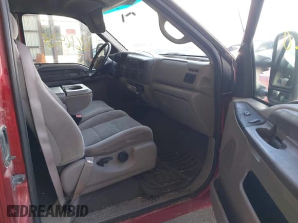 ✅ 2001 Ford F-250 XL • VIN: 1FTNX21S11EB23050 • Lot: 42616928. Listed on IAAI with 227,607 mi. Free auction sales archive from the USA and detailed vehicle history report at DreamBid. Image 5.