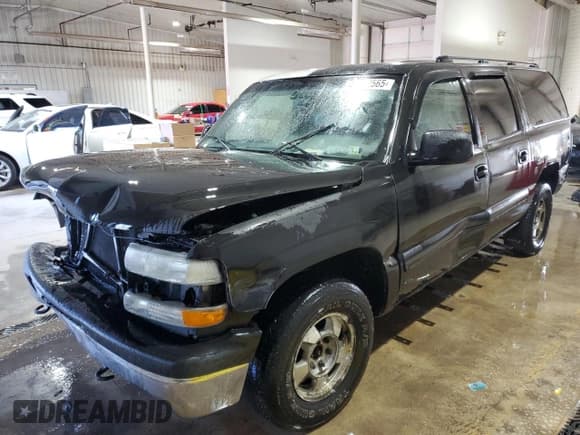 ✅ 2004 Chevrolet Suburban LT • VIN: 1GNFK16Z54J169373 • Лот: 48302565. Опубликован ранее на Copart с пробегом 303 605 миль. Бесплатный доступ к архиву аукционных продаж из США и подробный отчёт об истории автомобиля на DreamBid. Изображение 1.