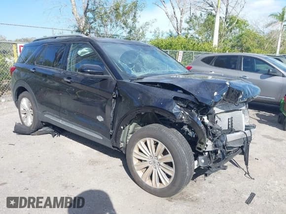 ✅ 2023 Ford Explorer King Ranch • VIN: 1FM5K7LC6PGB49590 • Lot: 41470927. Listed on IAAI with 10,628 mi. Free auction sales archive from the USA and detailed vehicle history report at DreamBid. Image 1.