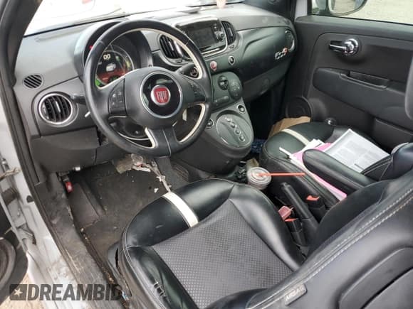 ✅ 2016 FIAT 500e • VIN: 3C3CFFGEXGT229500 • Лот: 86539904. Опубликован ранее на Copart с пробегом 52 624 миль. Бесплатный доступ к архиву аукционных продаж из США и подробный отчёт об истории автомобиля на DreamBid. Изображение 8.