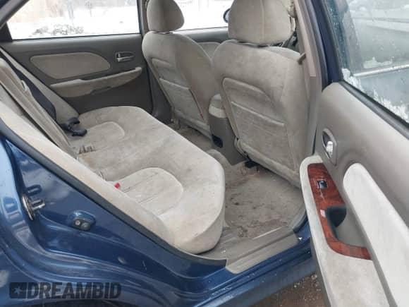 2004 Hyundai Sonata GLS z VIN KMHWF35H74A995106, wystawiony jako IAAI lot #41478439 z przebiegiem 212 914 mil mil oraz . Historia ofert i sprzedaży dostępna na DreamBid. Obrazek 8.