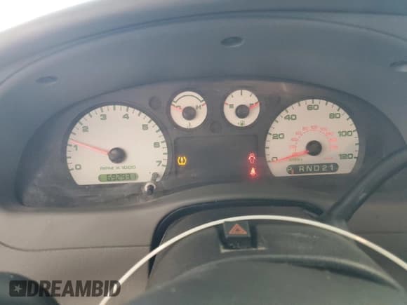 ✅ 2011 Ford Ranger XL • VIN: 1FTKR1EE8BPA21472 • Лот: 84891375. Опубликован ранее на Copart с пробегом 69 293 миль. Бесплатный доступ к архиву аукционных продаж из США и подробный отчёт об истории автомобиля на DreamBid. Изображение 9.