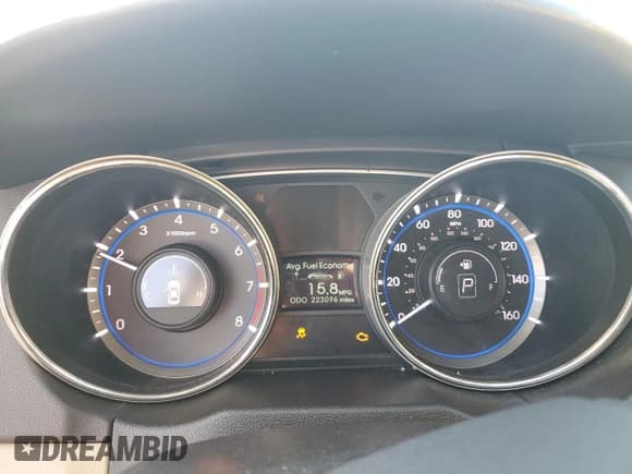 ✅ 2014 Hyundai Sonata GLS • VIN: 5NPEB4AC9EH924642 • Lot: 77323554. Listed on Copart with 223,096 mi. Free auction sales archive from the USA and detailed vehicle history report at DreamBid. Image 9.