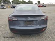✅ 2020 Tesla Model 3 Standard Range Plus • VIN: 5YJ3E1EAXLF802308 • Lot: 82275135. Wystawiony na Copart z przebiegiem 75 515 mil. Bezpłatny archiwum sprzedaży aukcyjnych z USA i szczegółowy raport historii pojazdu na DreamBid. Zdjęcie 6.