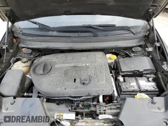 ✅ 2018 Jeep Cherokee Limited • VIN: 1C4PJMDXXJD610119 • Лот: 51222755. Опубликован ранее на Copart с пробегом 137 303 миль. Бесплатный доступ к архиву аукционных продаж из США и подробный отчёт об истории автомобиля на DreamBid. Изображение 12.