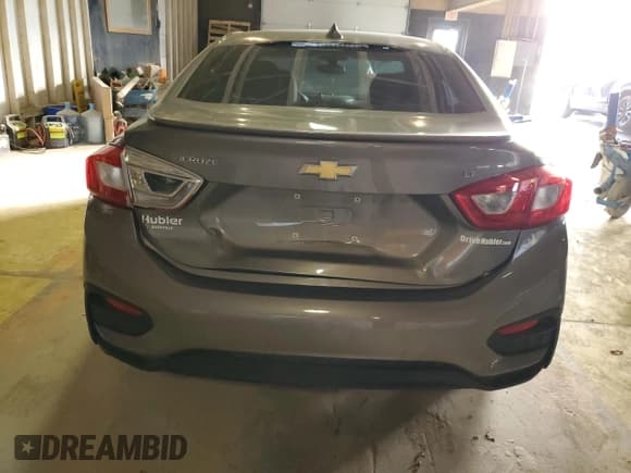 ✅ 2017 Chevrolet Cruze LT • VIN: 1G1BE5SMXH7222435 • Lot: 69386522. Listed on Copart with 98,817 mi. Free auction sales archive from the USA and detailed vehicle history report at DreamBid. Image 6.