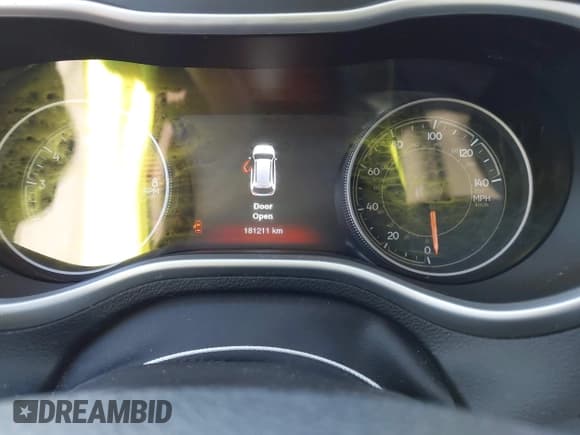 ✅ 2016 Jeep Cherokee Trailhawk • VIN: 1C4PJMBS5GW123544 • Lot: 43752659. Listed on IAAI with Not provided. Free auction sales archive from the USA and detailed vehicle history report at DreamBid. Image 7.