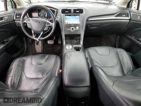 ✅ 2017 Ford Fusion Hybrid Titanium • VIN: 3FA6P0RU7HR187914 • Lot: 82234005. Listed on Copart with 290,959 mi. Free auction sales archive from the USA and detailed vehicle history report at DreamBid. Image 8.