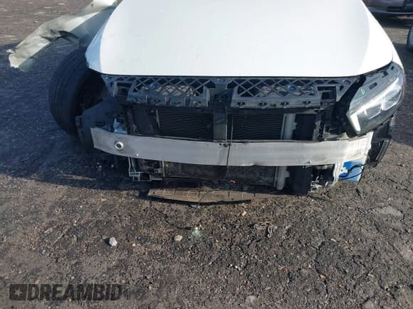 ✅ 2021 Mercedes-Benz A 35 AMG • VIN: W1K3G5BB6MJ307912 • Lot: 41804931. Listed on IAAI with 78,532 mi. Free auction sales archive from the USA and detailed vehicle history report at DreamBid. Image 17.