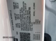 ✅ 2022 Chevrolet Colorado 4WD Work Truck • VIN: 1GCGTBEN4N1298785 • Лот: 70439132. Опубликован ранее на Copart с пробегом 774 миль. Бесплатный доступ к архиву аукционных продаж из США и подробный отчёт об истории автомобиля на DreamBid. Изображение 13.