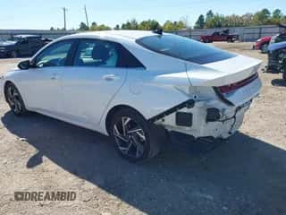 2025 Hyundai Elantra SEL Convenience с VIN KMHLS4DG7SU878148, выставлен на аукционе IAAI как лот 43587657 с пробегом 27 173 миль миль и . История ставок и продаж доступна на DreamBid. Изображение 3.