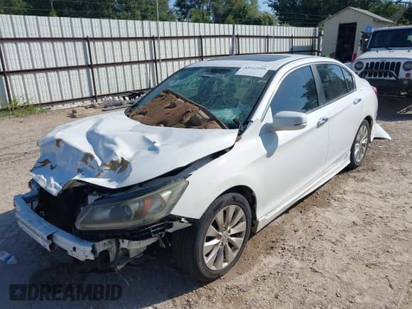 ✅ 2015 Honda Accord EX-L • VIN: 1HGCR2F86FA233638 • Lot: 43322995. Listed on IAAI with 126,642 mi. Free auction sales archive from the USA and detailed vehicle history report at DreamBid. Image 18.