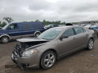 ✅ 2011 Chevrolet Malibu 1LS • VIN: 1G1ZB5E14BF239110 • Lot: 57790005. Wystawiony na Copart z przebiegiem 176 823 mil. Bezpłatny archiwum sprzedaży aukcyjnych z USA i szczegółowy raport historii pojazdu na DreamBid. Zdjęcie 1.