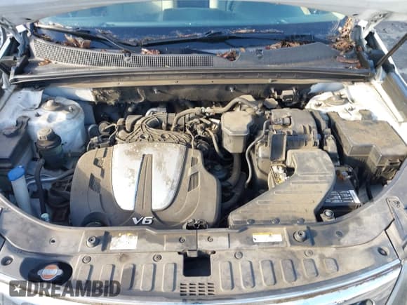 ✅ 2011 Kia Sorento LX • VIN: 5XYKT4A26BG112001 • Lot: 43667984. Listed on IAAI with 211,049 mi. Free auction sales archive from the USA and detailed vehicle history report at DreamBid. Image 10.