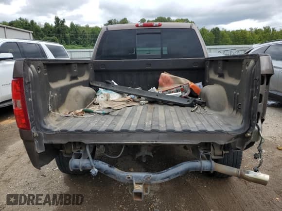 ✅ 2007 Chevrolet Silverado 1500 1LT • VIN: 2GCEC13JX71627746 • Lot: 71472864. Listed on Copart with 181,689 mi. Free auction sales archive from the USA and detailed vehicle history report at DreamBid. Image 6.