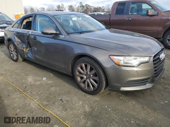 ✅ 2015 Audi A6 Premium • VIN: WAUFFAFC3FN013656 • Lot: 85963424. Wystawiony na Copart z przebiegiem 102 568 mil. Bezpłatny archiwum sprzedaży aukcyjnych z USA i szczegółowy raport historii pojazdu na DreamBid. Zdjęcie 4.