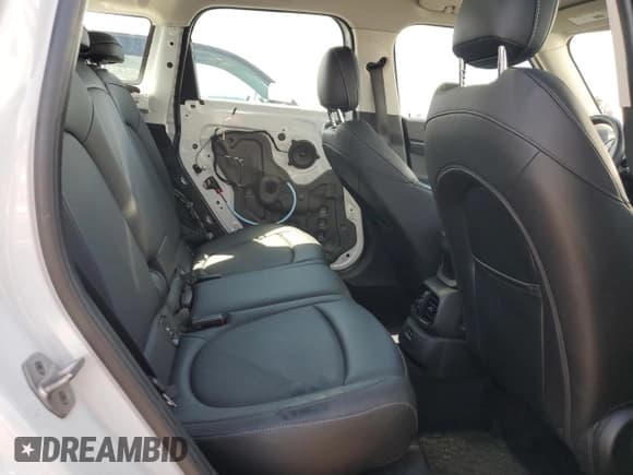 ✅ 2020 MINI Countryman Cooper S • VIN: WMZYX1C01L3M15069 • Lot: 55170395. Wystawiony na Copart z przebiegiem 33 110 mil. Bezpłatny archiwum sprzedaży aukcyjnych z USA i szczegółowy raport historii pojazdu na DreamBid. Zdjęcie 10.