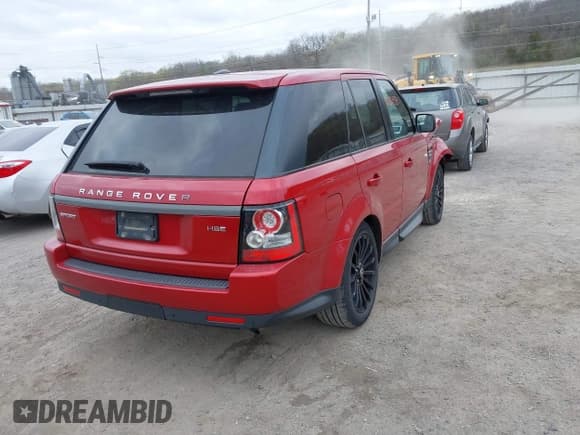 ✅ 2013 Land Rover Range Rover Sport HSE • VIN: SALSF2D40DA769848 • Lot: 42032959. Listed on IAAI with 144,204 mi. Free auction sales archive from the USA and detailed vehicle history report at DreamBid. Image 4.