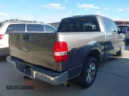✅ 2004 Ford F-150 XLT • VIN: 1FTPW12564KA34689 • Lot: 43698931. Wystawiony na IAAI z przebiegiem 223 754 mil. Bezpłatny archiwum sprzedaży aukcyjnych z USA i szczegółowy raport historii pojazdu na DreamBid. Zdjęcie 4.