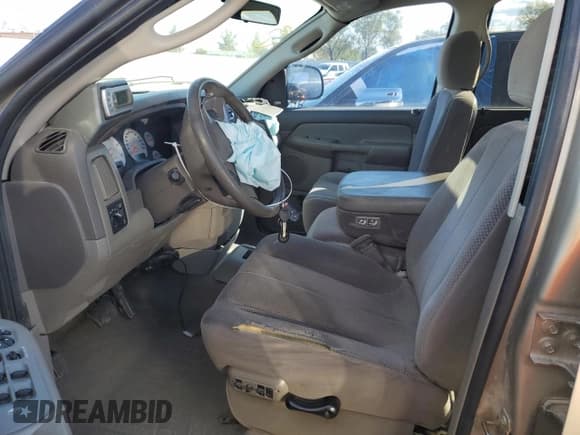 ✅ 2003 Dodge 2500 ST • VIN: 3D7KU28603G730370 • Лот: 87113665. Опубликован ранее на Copart с пробегом 206 858 миль. Бесплатный доступ к архиву аукционных продаж из США и подробный отчёт об истории автомобиля на DreamBid. Изображение 7.